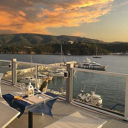Hotel Belmare Porto Azzurro Extérieur photo