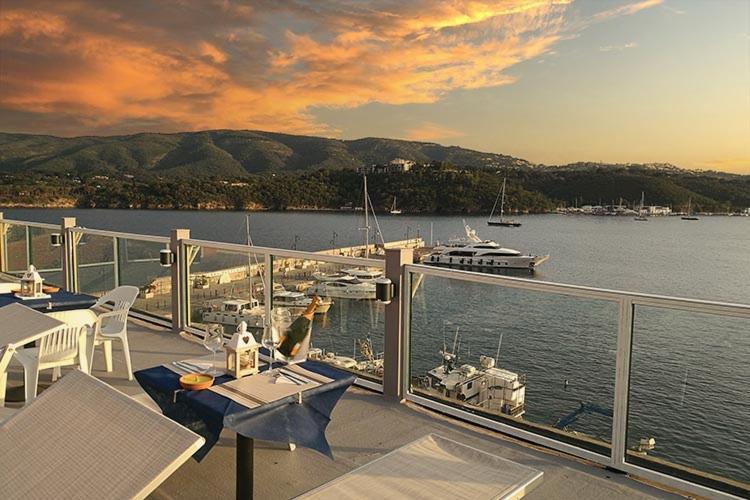 Hotel Belmare Porto Azzurro Extérieur photo