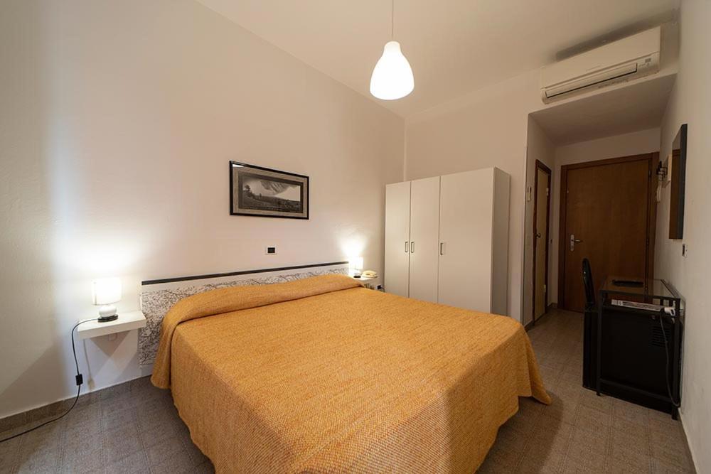 Hotel Belmare Porto Azzurro Extérieur photo