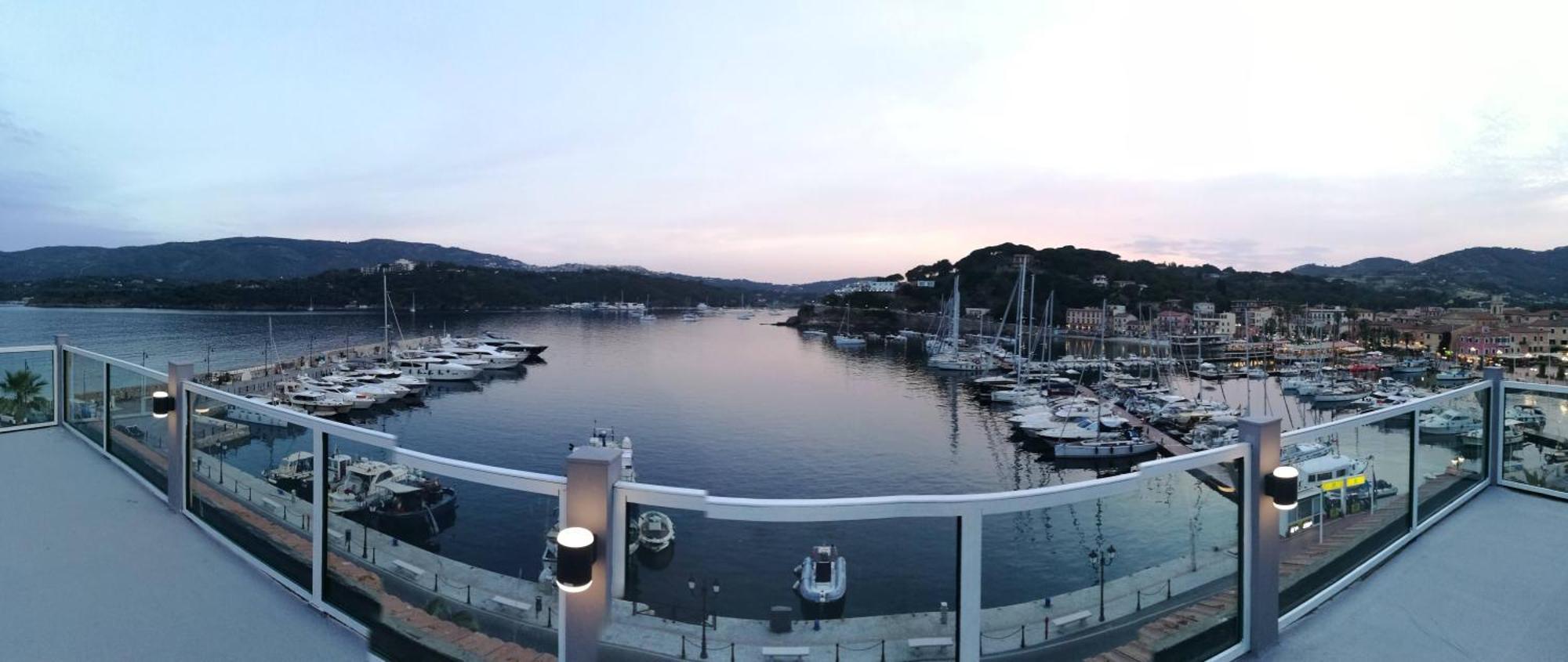 Hotel Belmare Porto Azzurro Extérieur photo