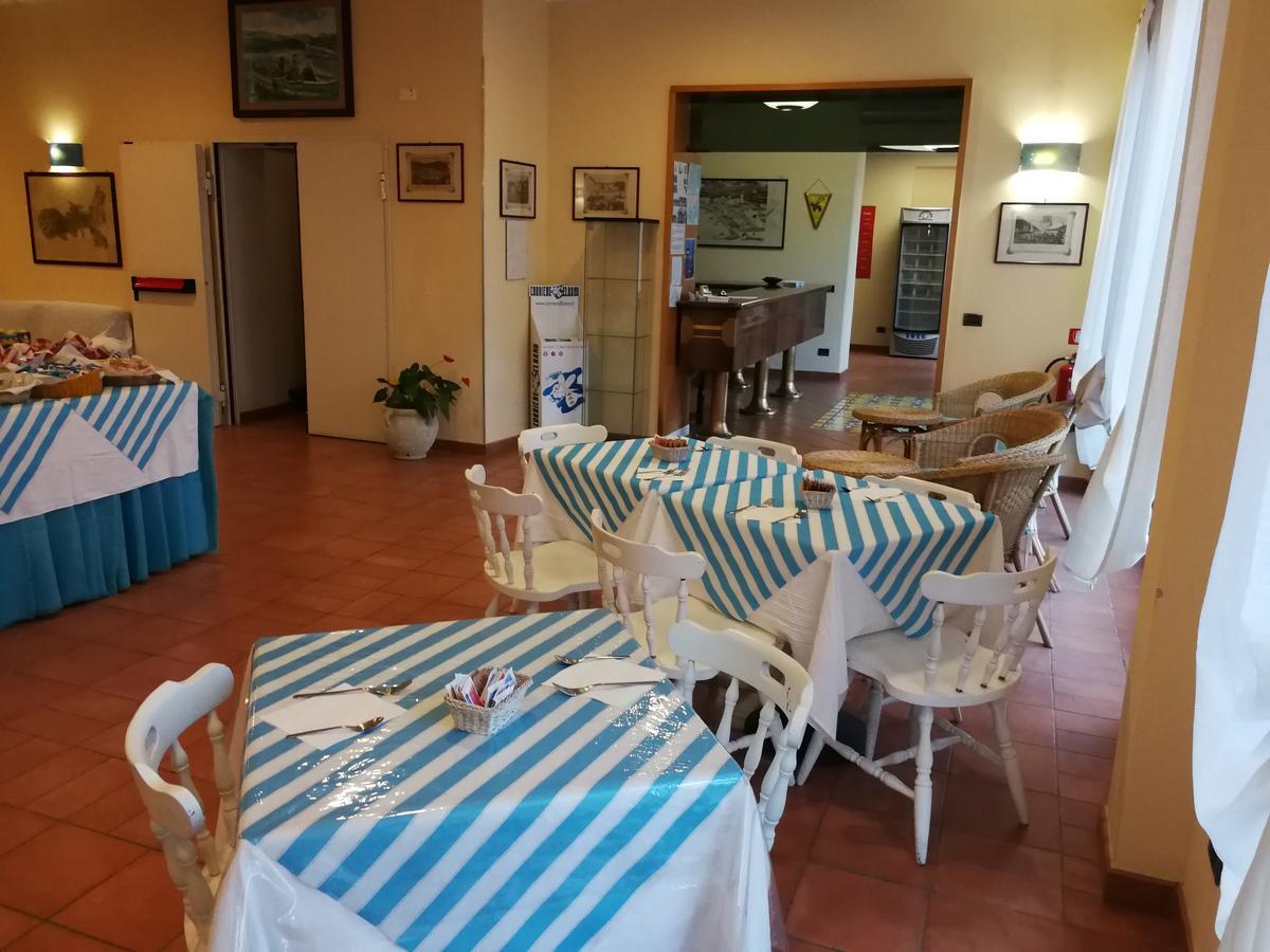 Hotel Belmare Porto Azzurro Extérieur photo