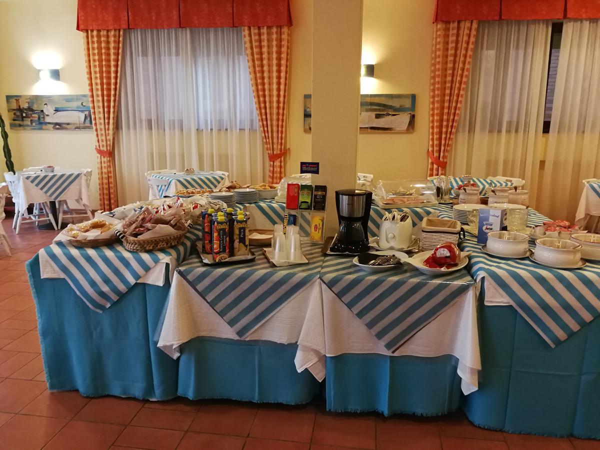 Hotel Belmare Porto Azzurro Extérieur photo